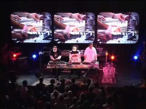Pushing Buttons - DJ Shadow, Cut Chemist, DJ Numark (2002)